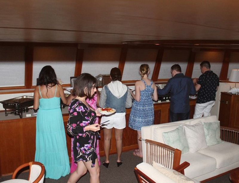 Power catamaran Nassau Bahamas luxury charters open bar surf and turf lunch